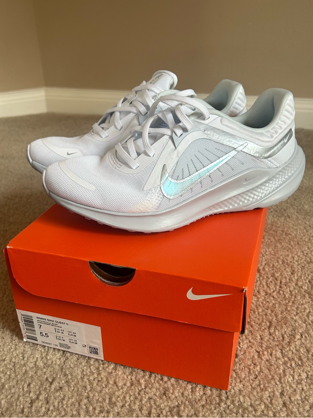 Women’s Tennis Shoes